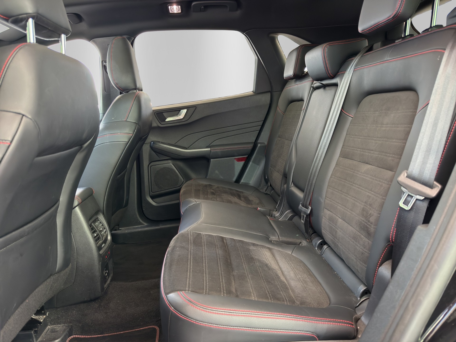 FORD Kuga 2.5 PHEV ST-Line X 2WD-image-15