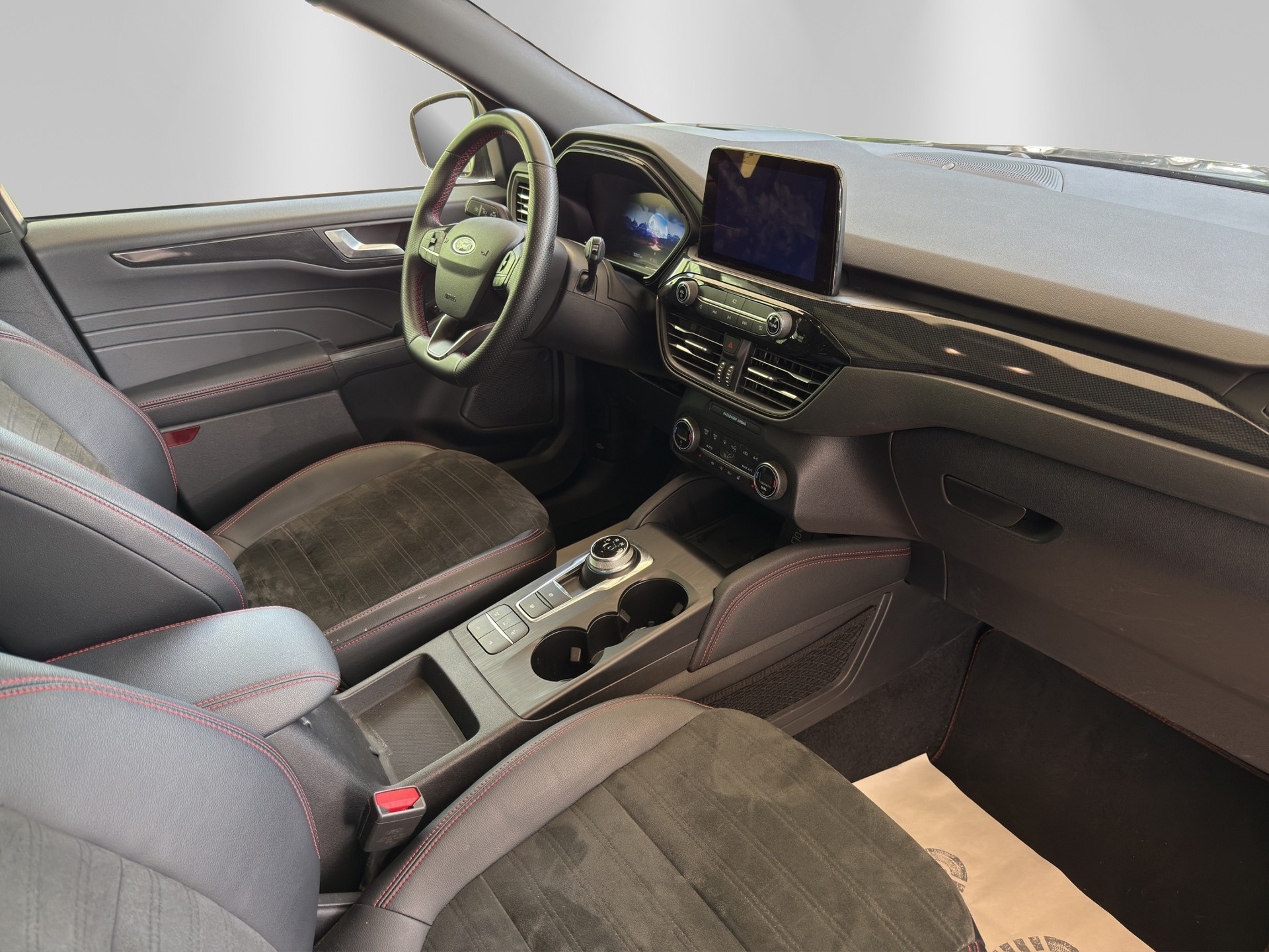 FORD Kuga 2.5 PHEV ST-Line X 2WD-image-14