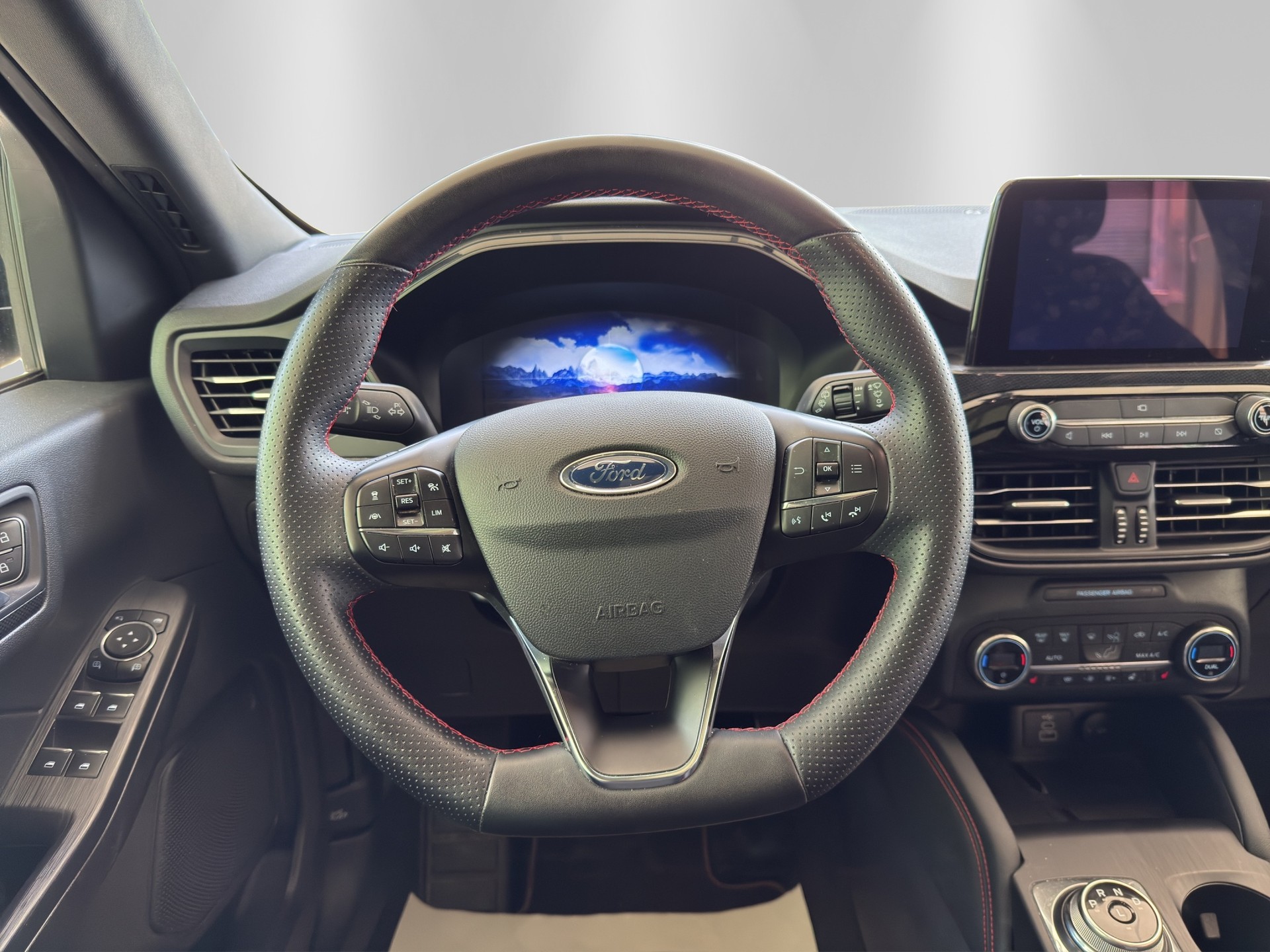 FORD Kuga 2.5 PHEV ST-Line X 2WD-image-10