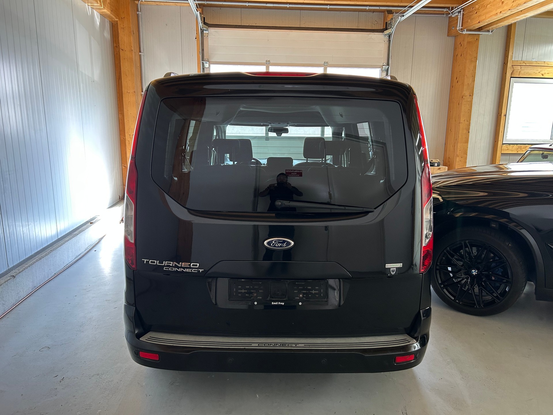 FORD Grand Tourneo Connect 1.6 SCTi *7-Plätzer* Titanium Automatic-image-12