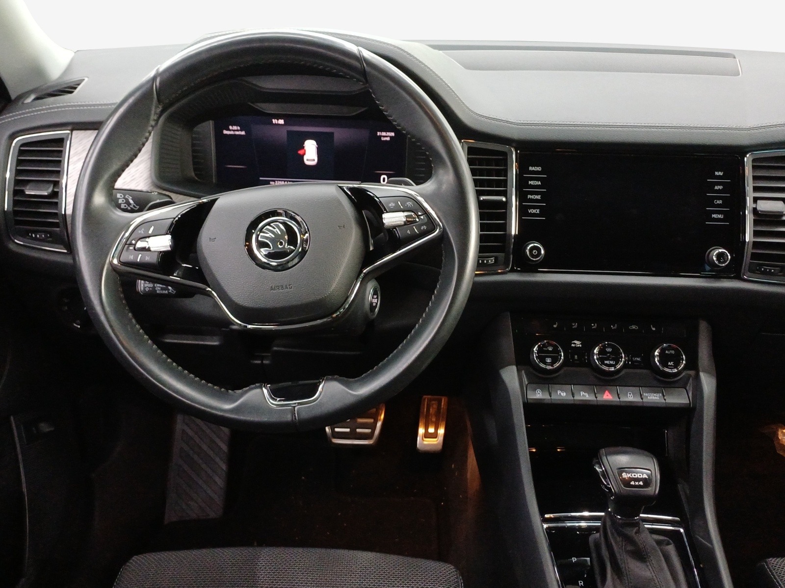 SKODA Kodiaq 2.0 TSI 4x4 Style-image-8