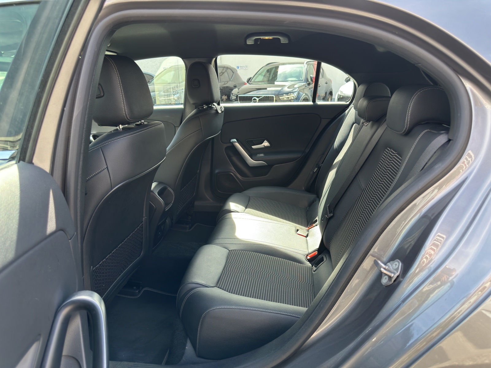 MERCEDES-BENZ Classe A W177 A 200 Progressive-image-15