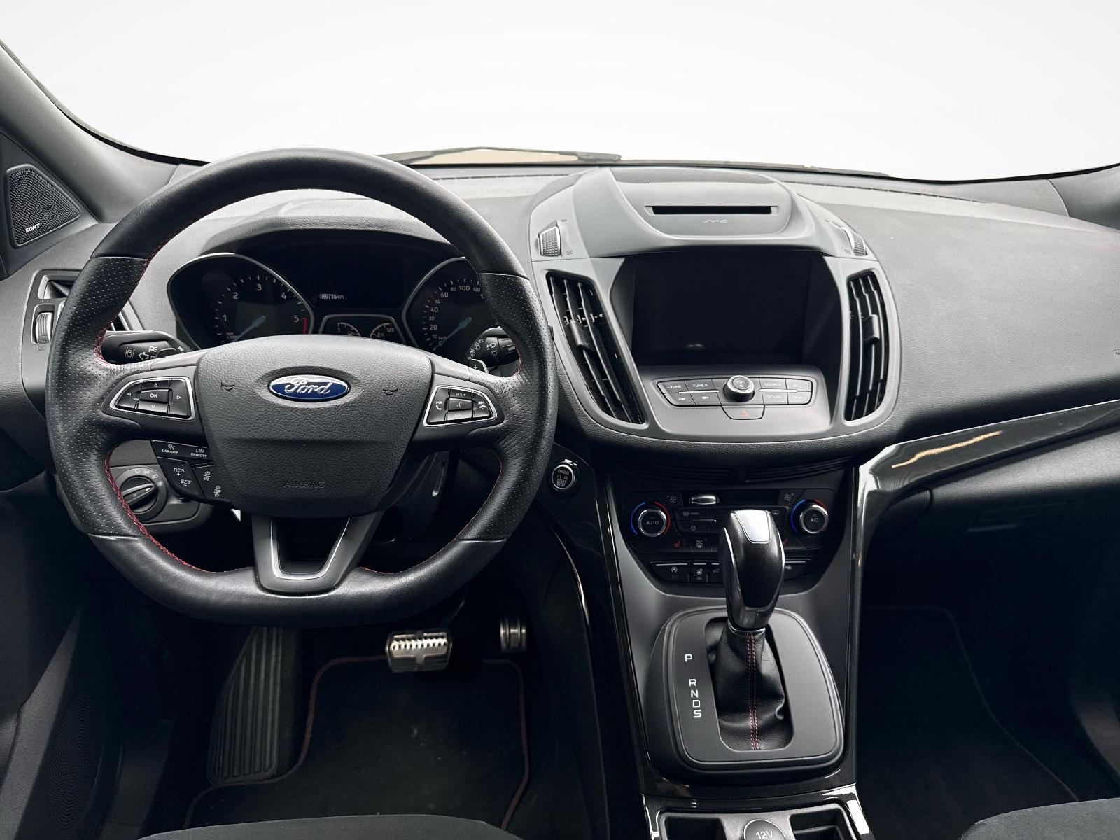 FORD Kuga 2.0 TDCi 150 ST-Line FPS-image-8