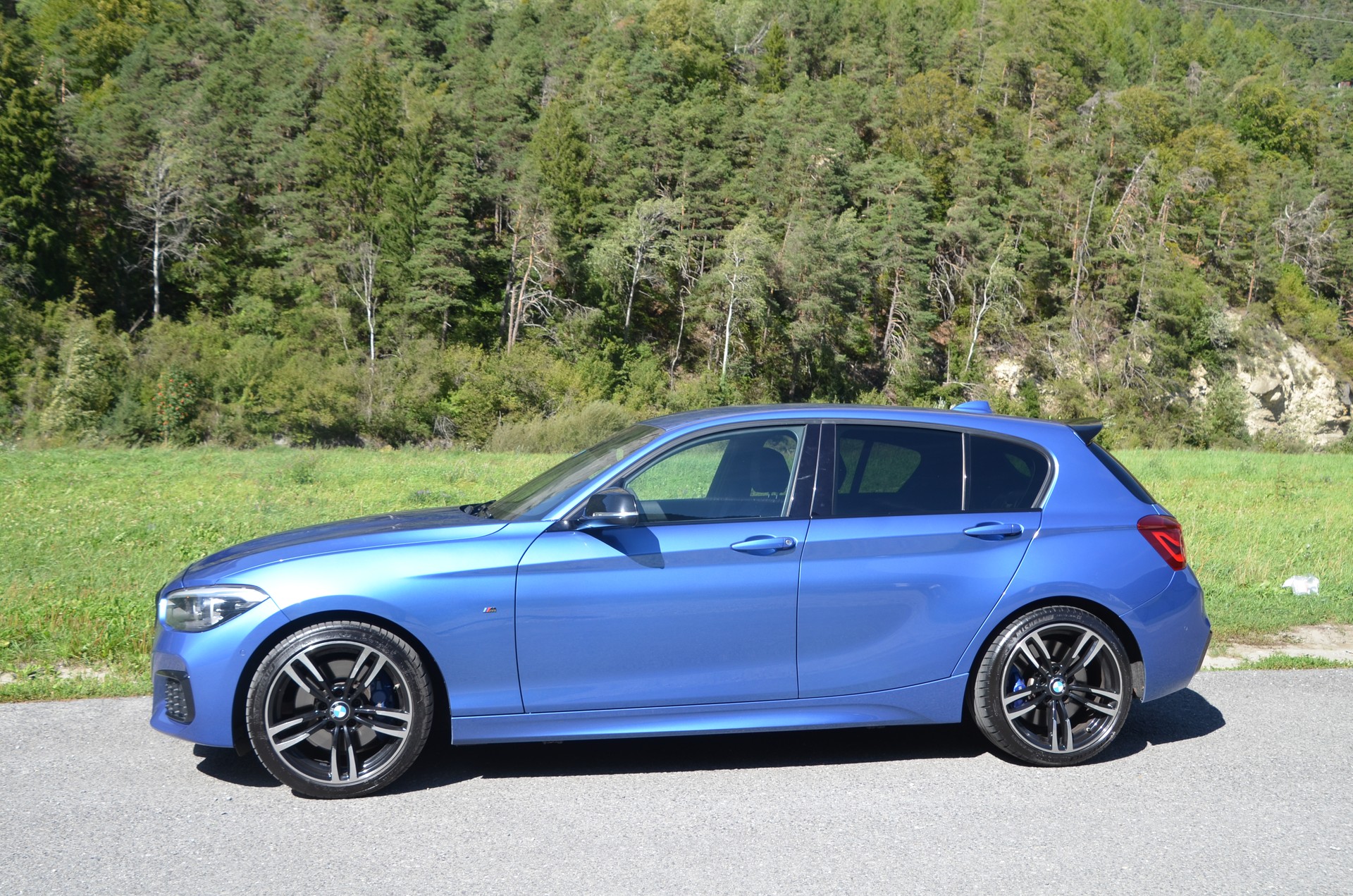 BMW M140i xDrive Steptronic-image-1