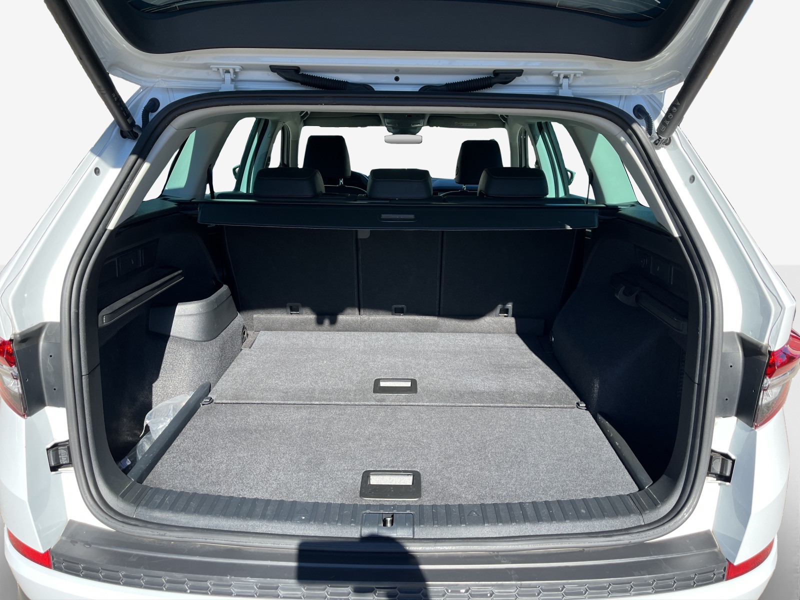 SKODA Kodiaq 2.0 TSI 4x4 Style-image-12