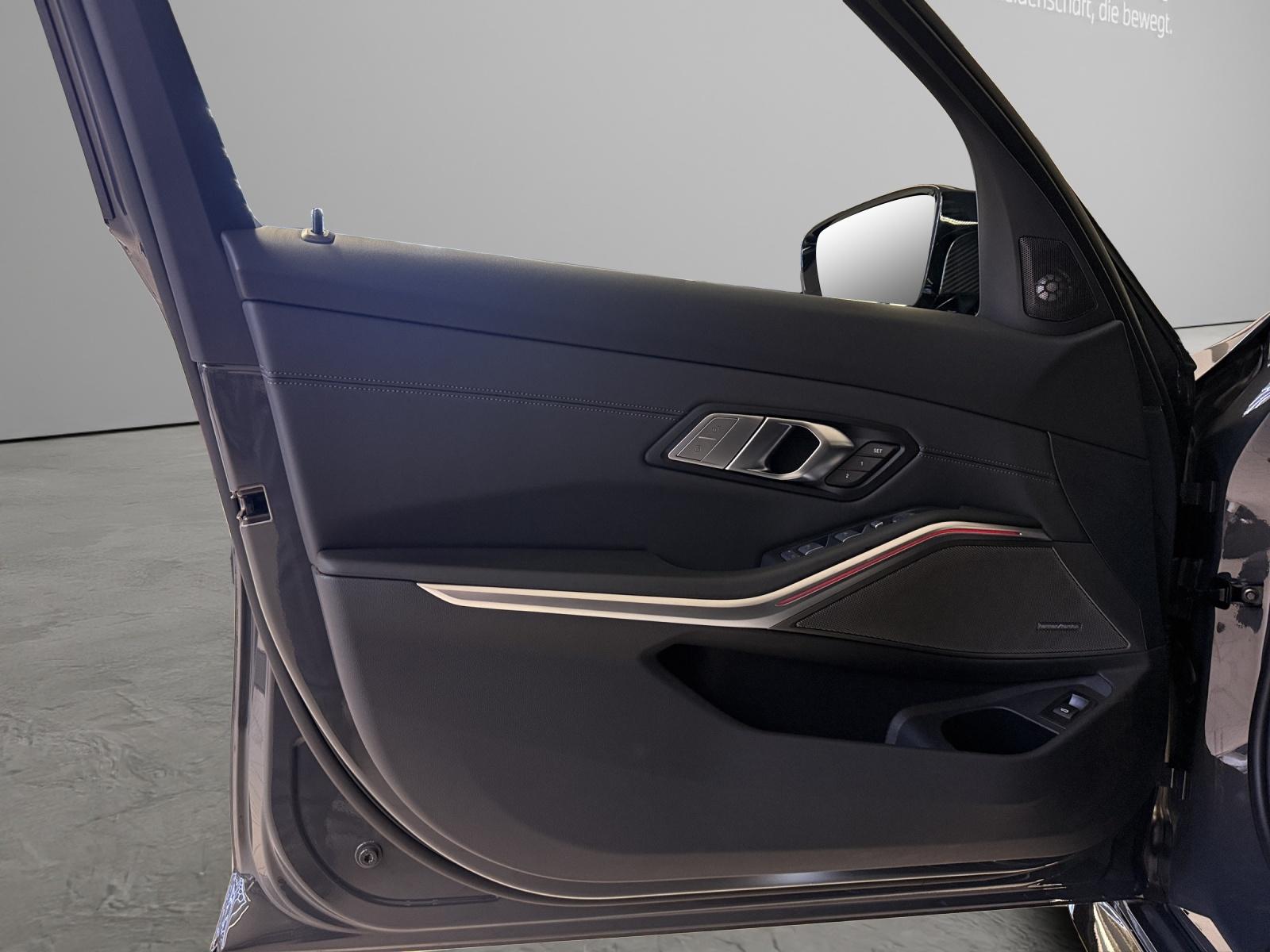 BMW Touring M3 Competition xDrive-image-14