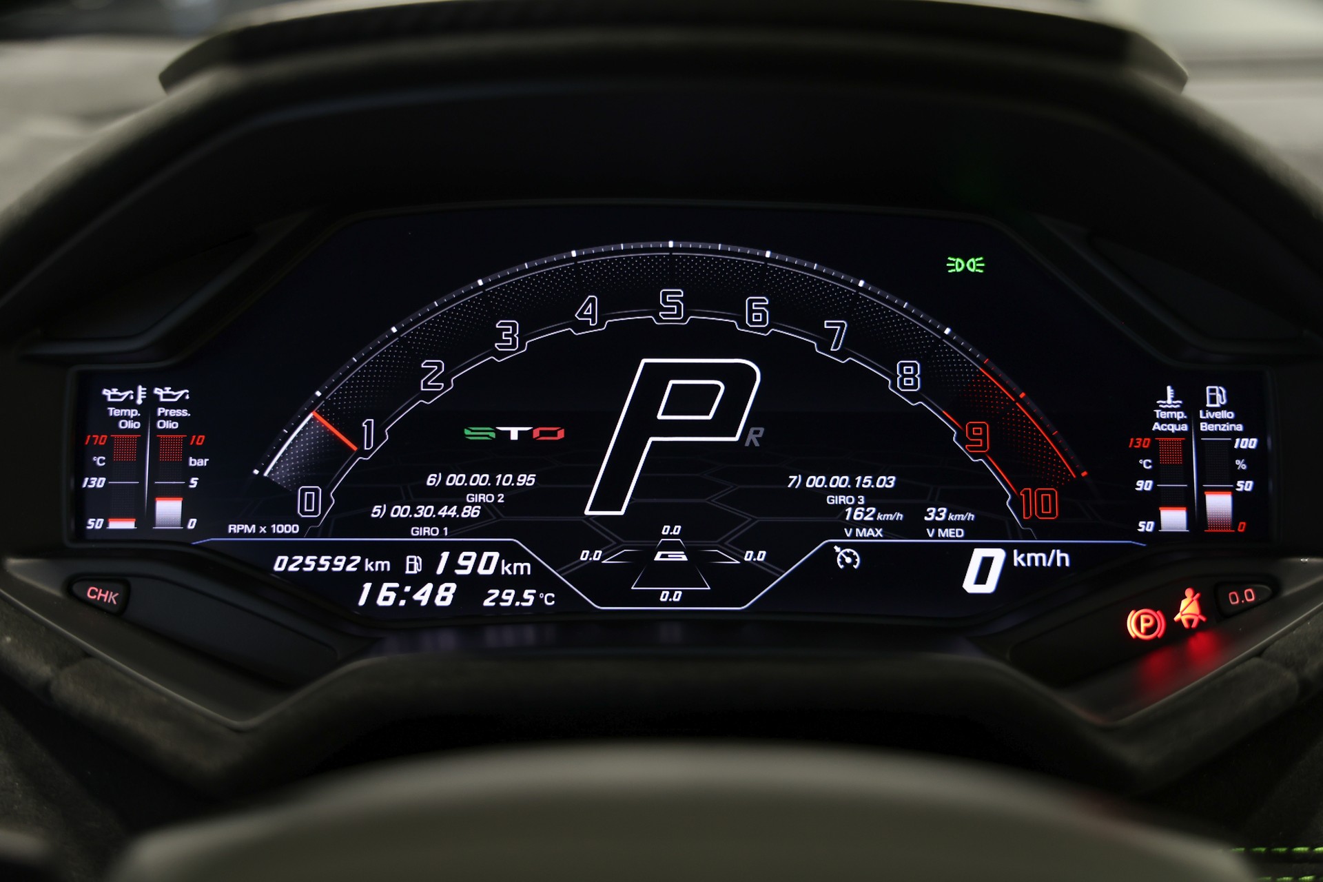 LAMBORGHINI Huracan STO Coupé DCT RWD *CH-Fahrzeug*Grün/Schwarz Lackierung EINMALIG*-image-30