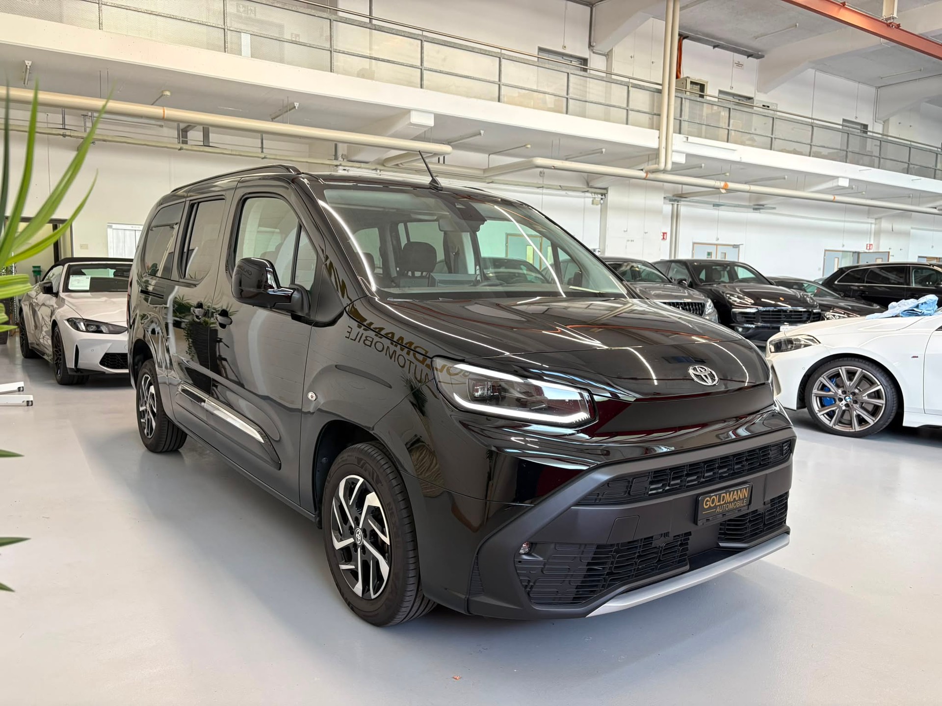 TOYOTA Proace City Verso 1.5 Style Long-image-2
