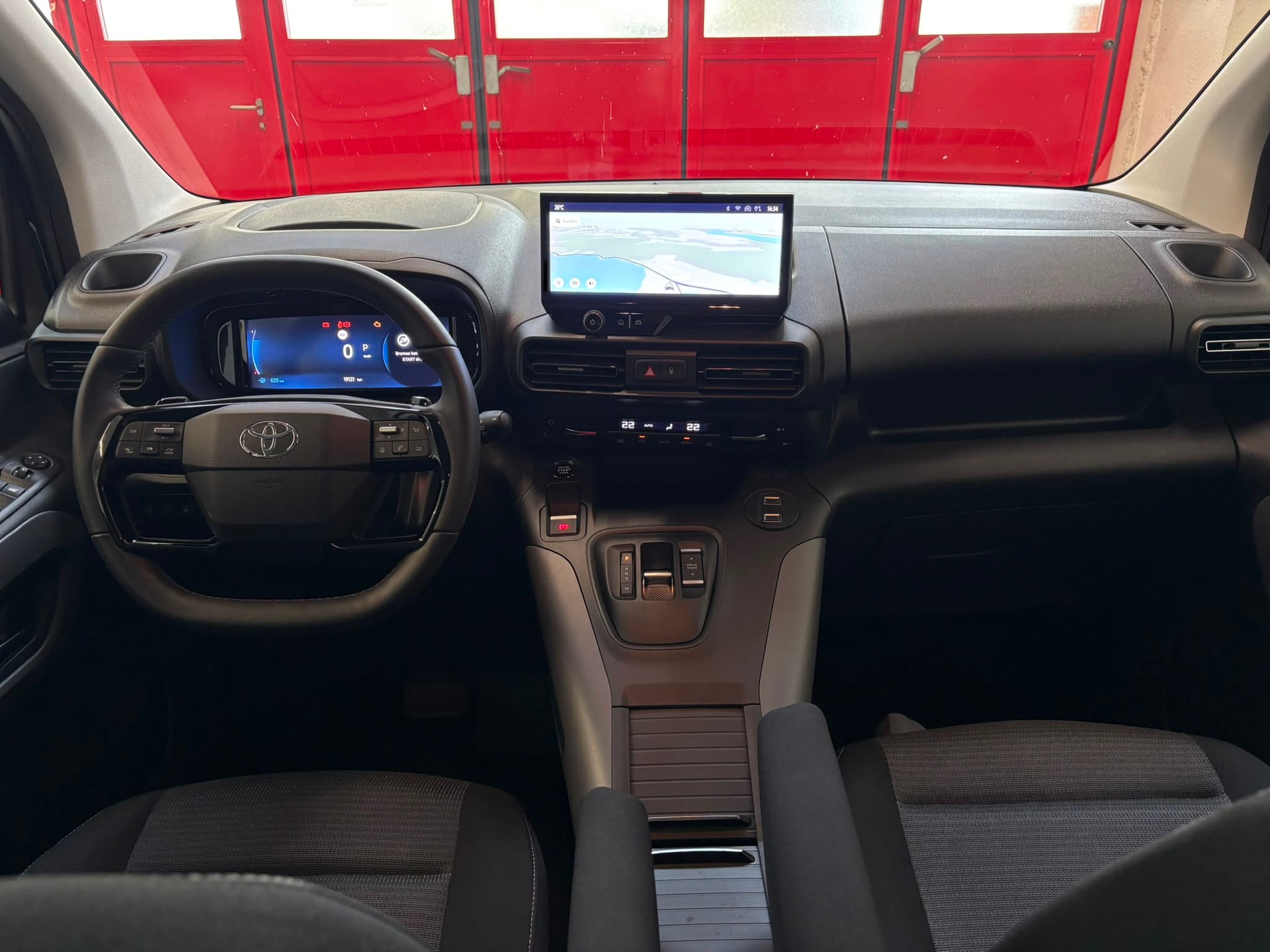 TOYOTA Proace City Verso 1.5 Style Long-image-9