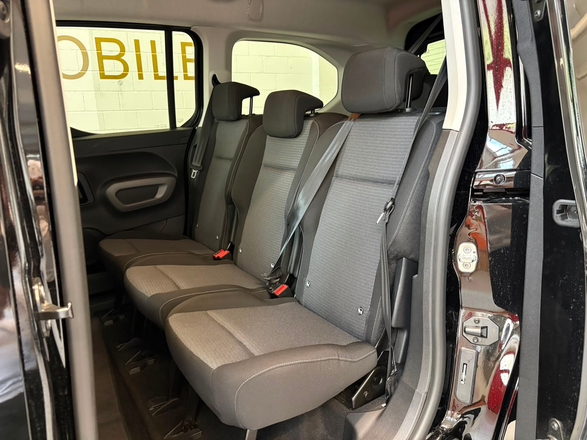 TOYOTA Proace City Verso 1.5 Style Long-image-4
