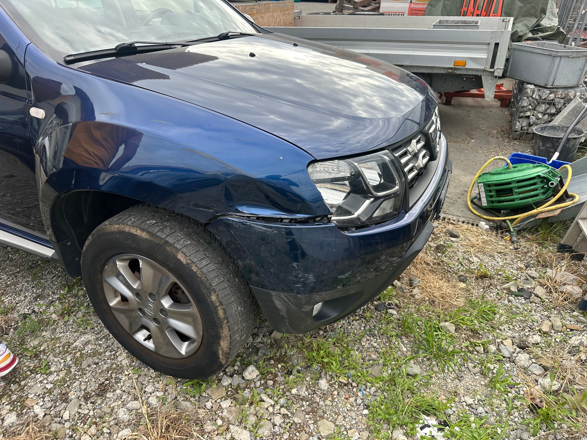 DACIA Duster 1.2 T Celebration 4x2-image-10