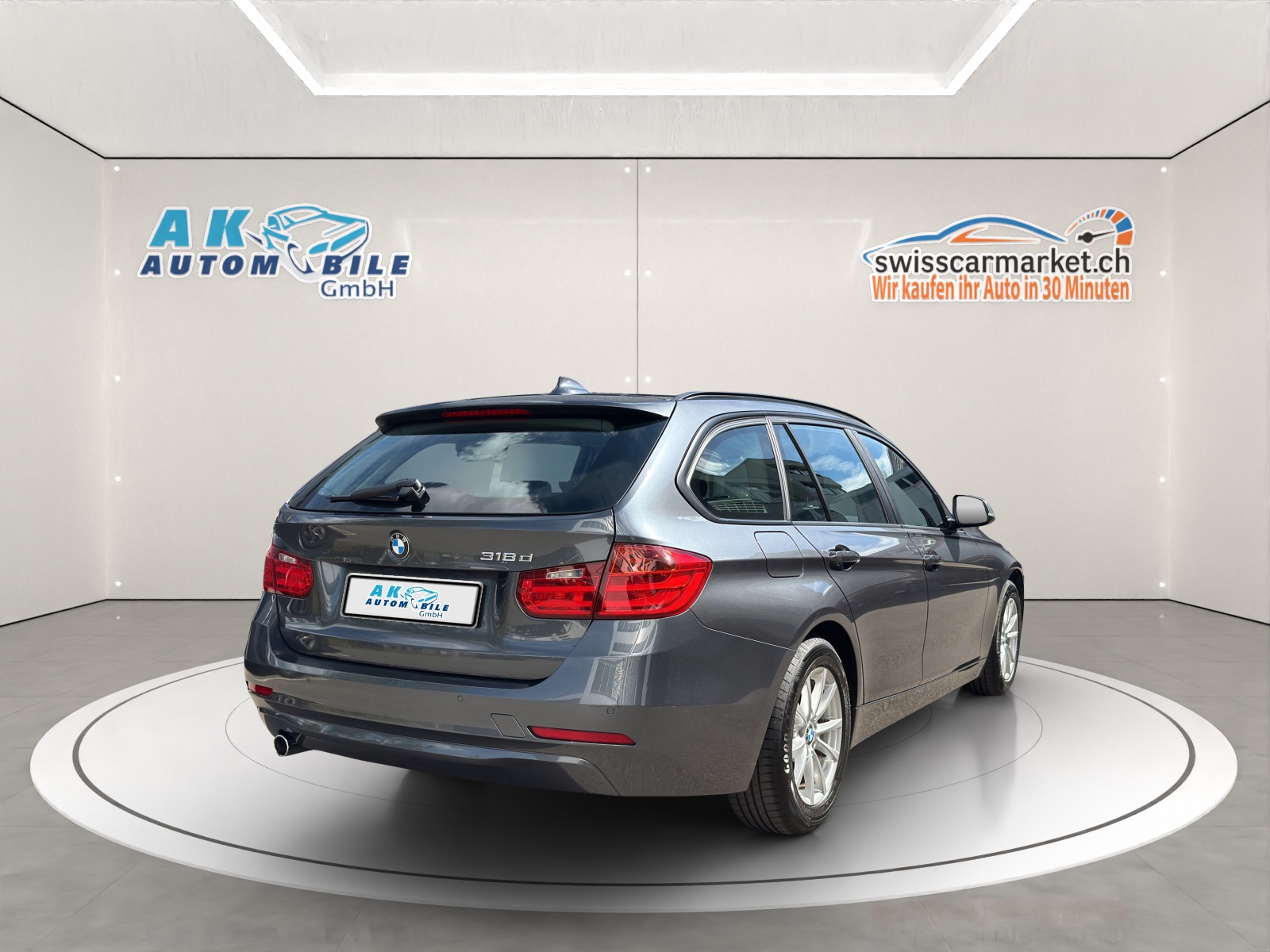 BMW 318d Touring Luxury Line Steptronic-image-5