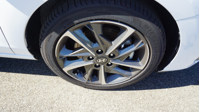 HYUNDAI i30 1.5 T-GDi Vertex DCT-image-6