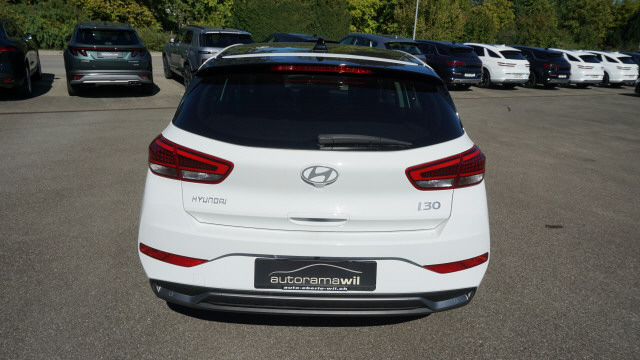 HYUNDAI i30 1.5 T-GDi Vertex DCT-image-5