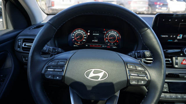 HYUNDAI i30 1.5 T-GDi Vertex DCT-image-12