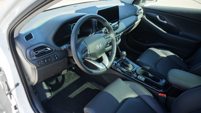 HYUNDAI i30 1.5 T-GDi Vertex DCT-image-9