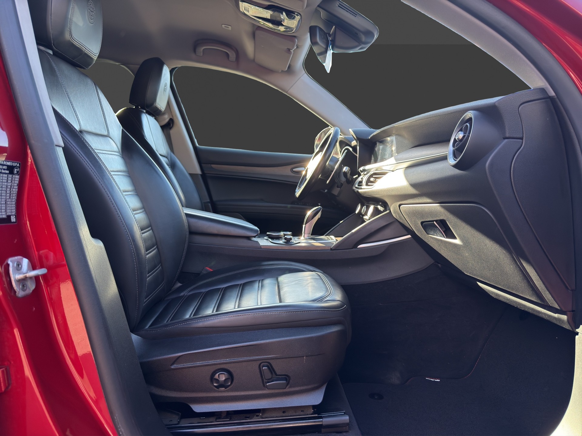 ALFA ROMEO Stelvio 2.0 First Edition Q4 Automatic-image-13