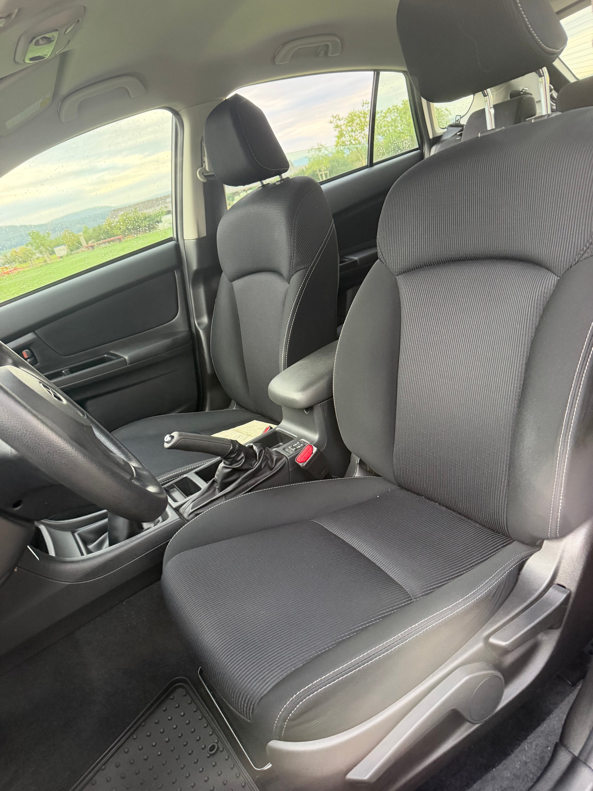 SUBARU XV 2.0D Swiss Two AWD-image-8