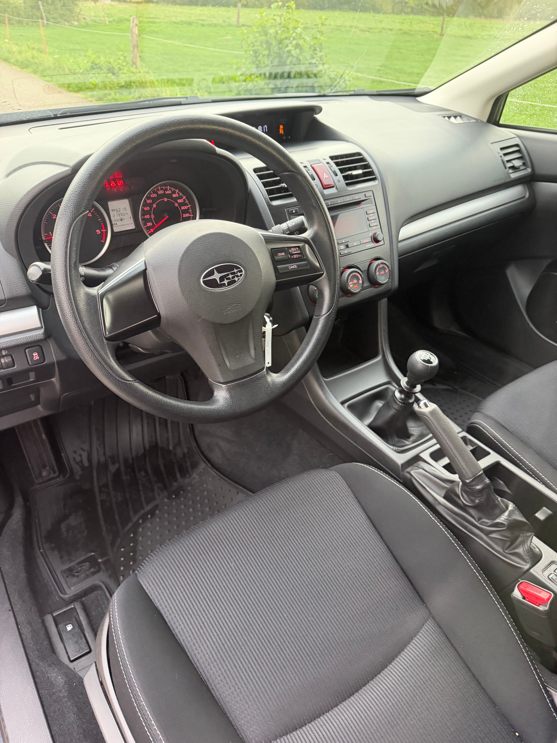 SUBARU XV 2.0D Swiss Two AWD-image-9