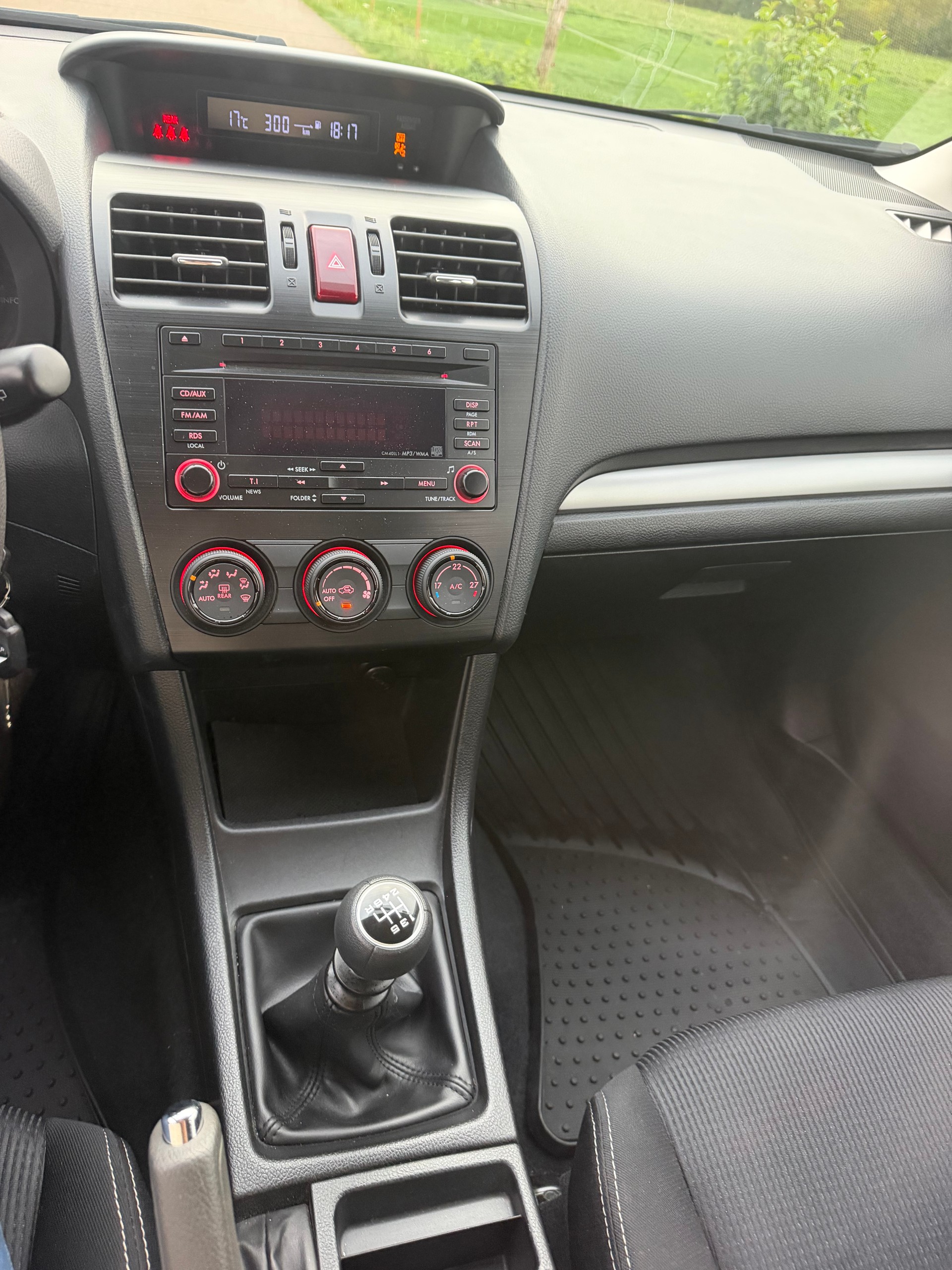 SUBARU XV 2.0D Swiss Two AWD-image-10