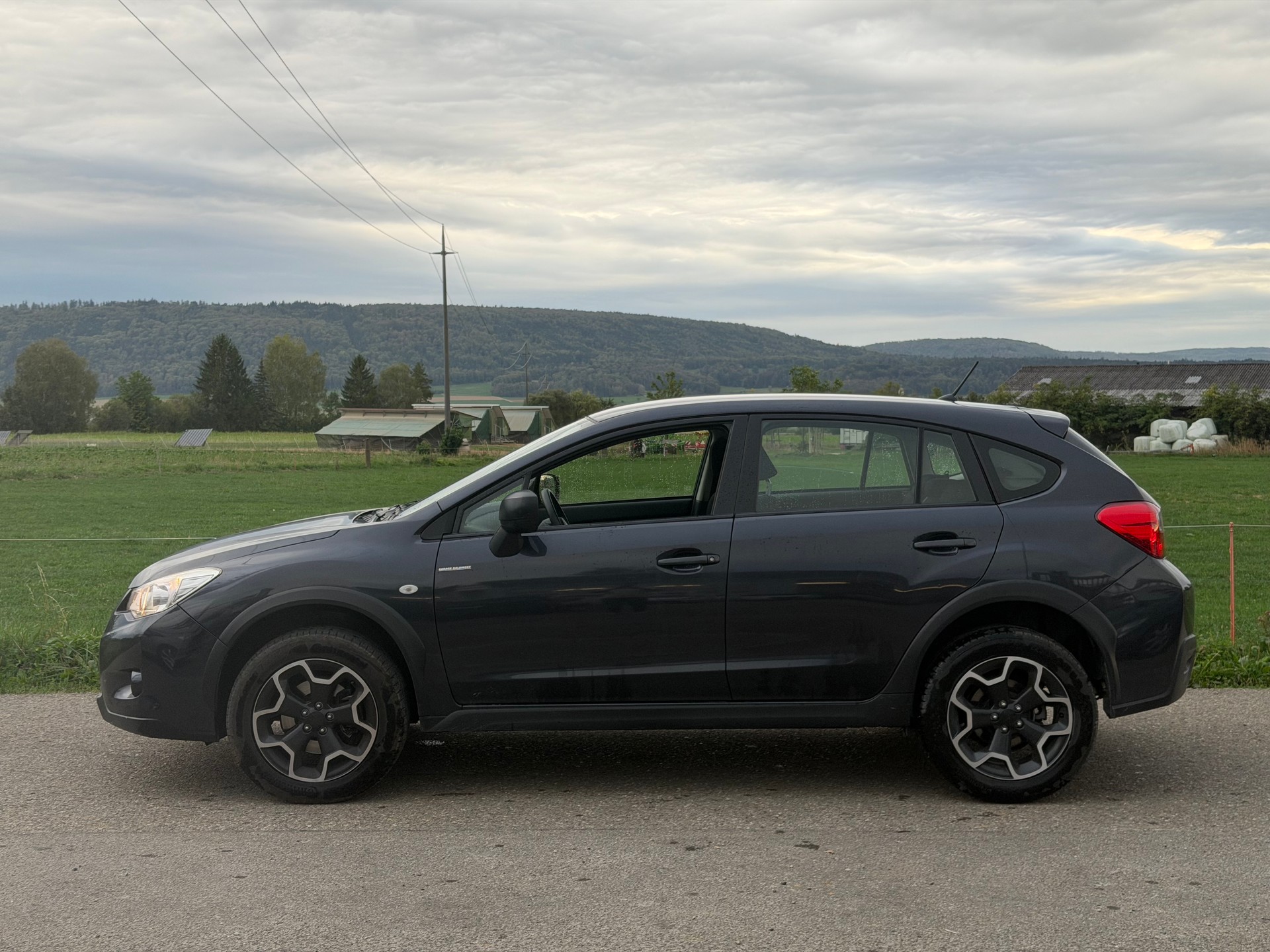 SUBARU XV 2.0D Swiss Two AWD-image-3