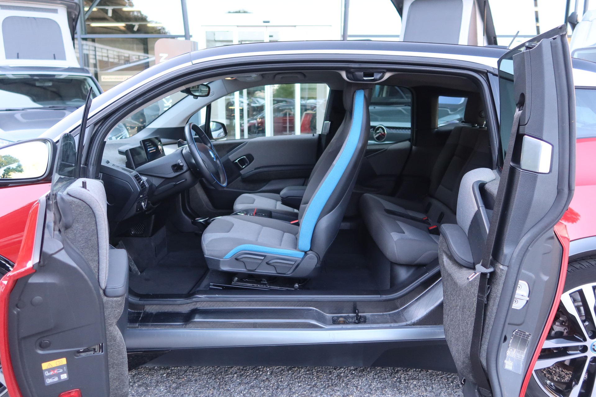 BMW i3 (120Ah) Fleet Edition-image-5