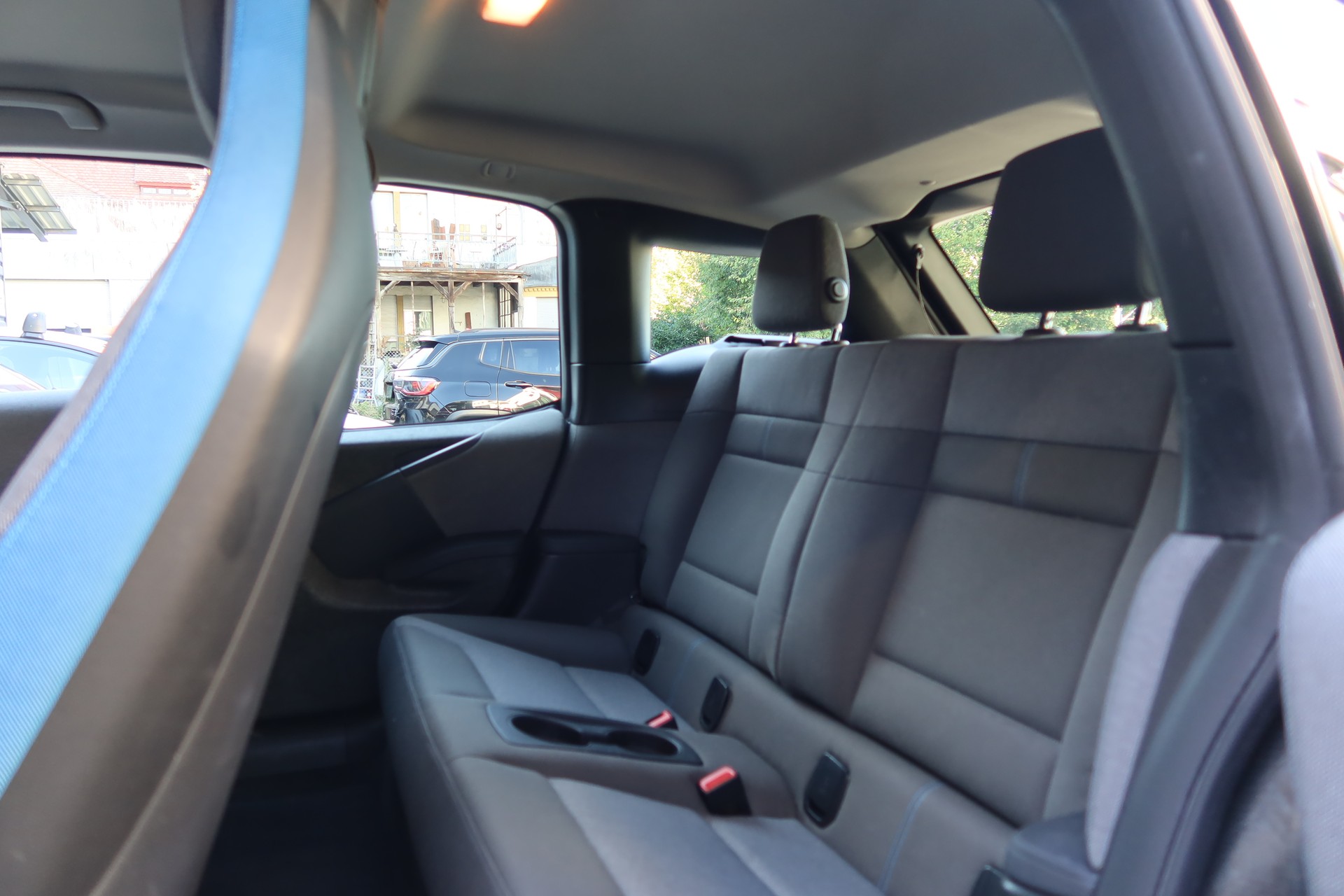 BMW i3 (120Ah) Fleet Edition-image-8