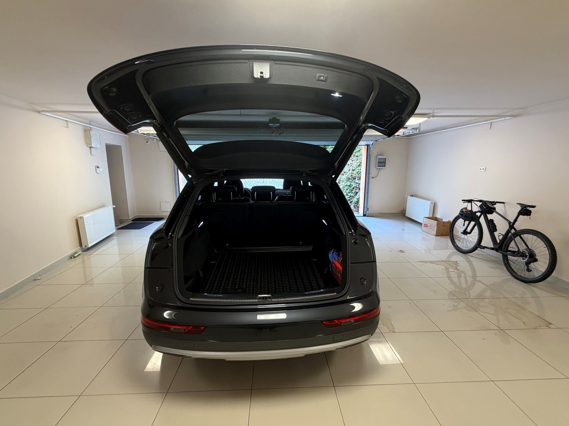 AUDI 2.0 40 TDI Sport qu. S-Tronic-image-3