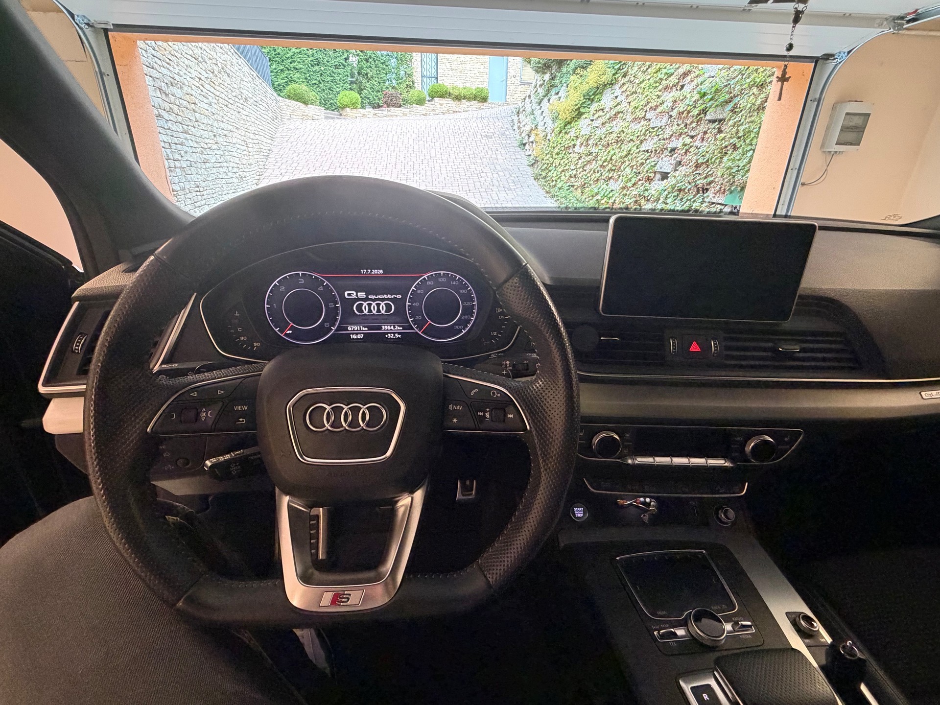 AUDI 2.0 40 TDI Sport qu. S-Tronic-image-5