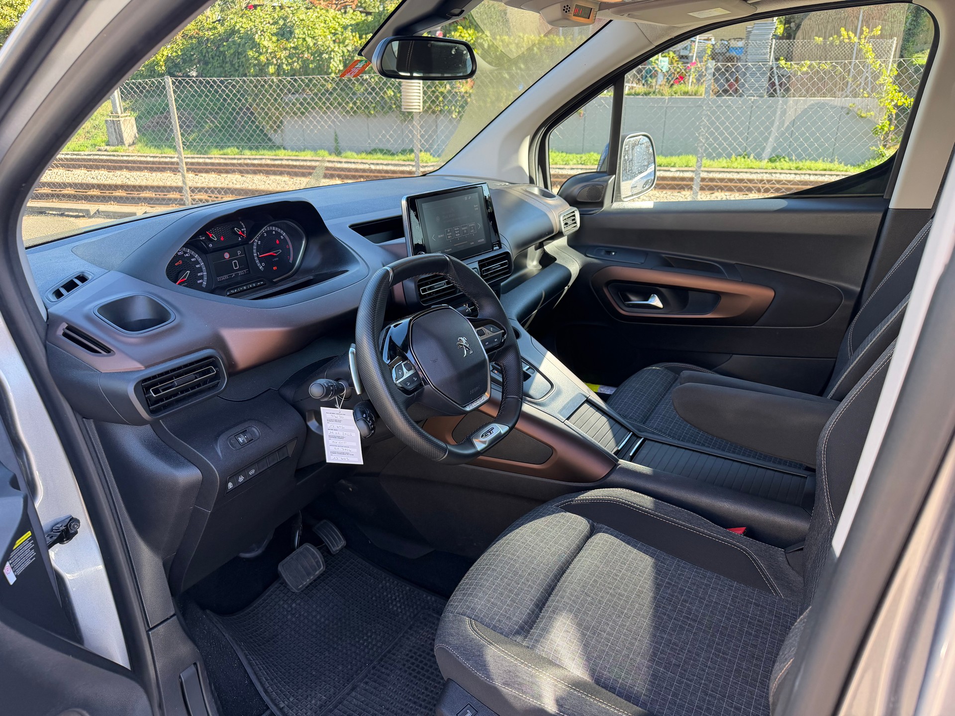 PEUGEOT Rifter Long 1.5 BlueHDi 7PL GT EAT8-image-5