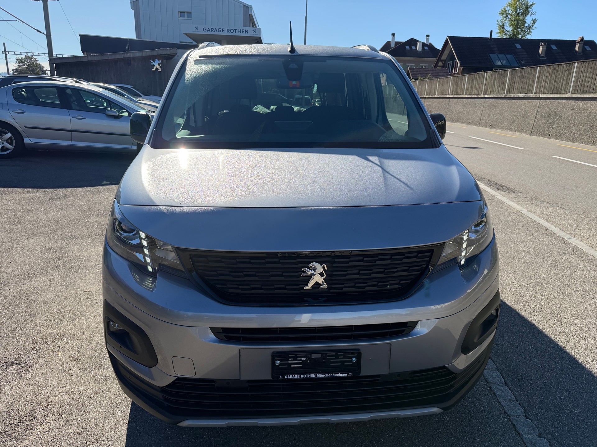 PEUGEOT Rifter Long 1.5 BlueHDi 7PL GT EAT8-image-4
