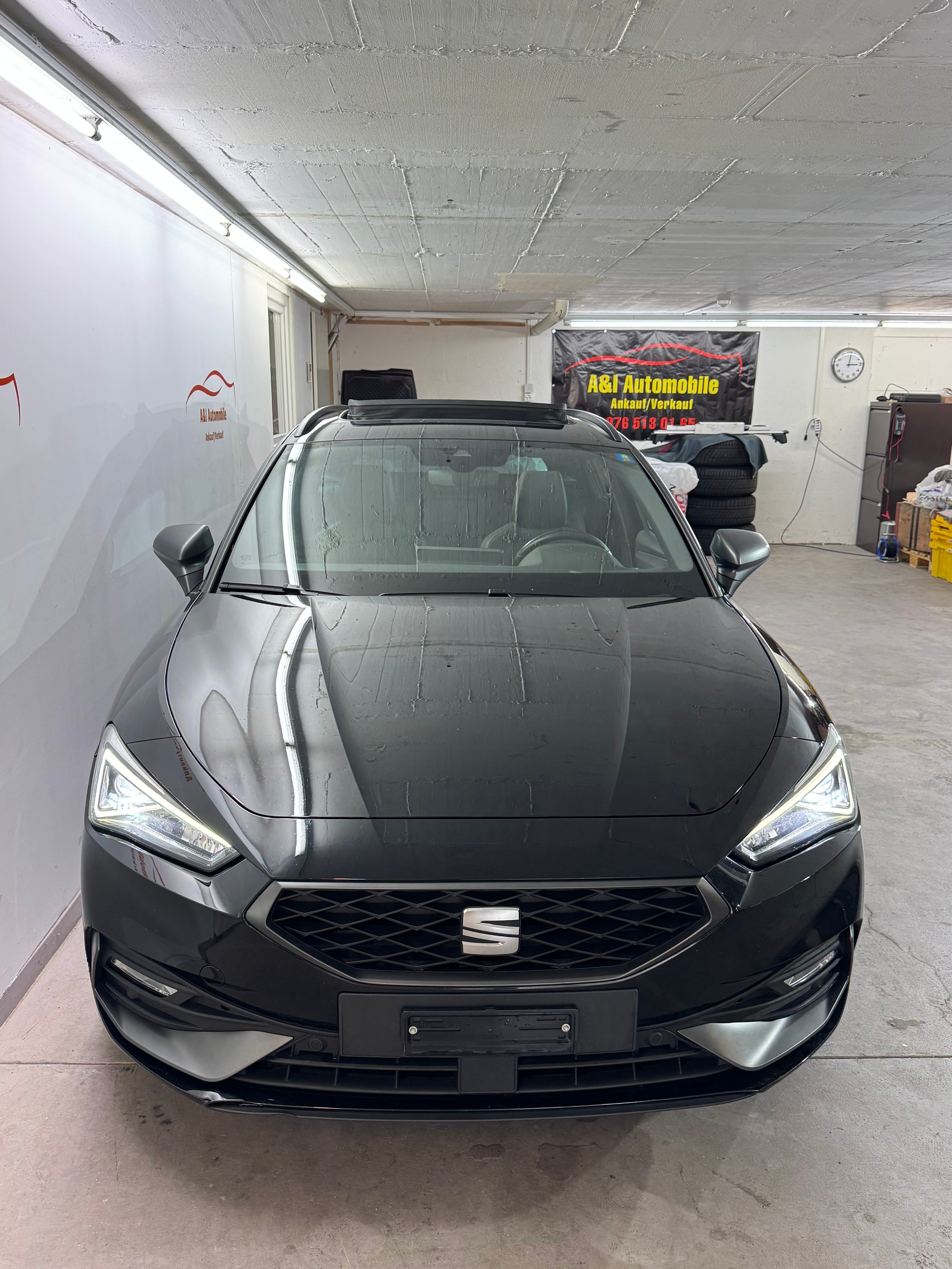 SEAT Leon ST 1.5 eTSI mHEV DSG FR-image-4