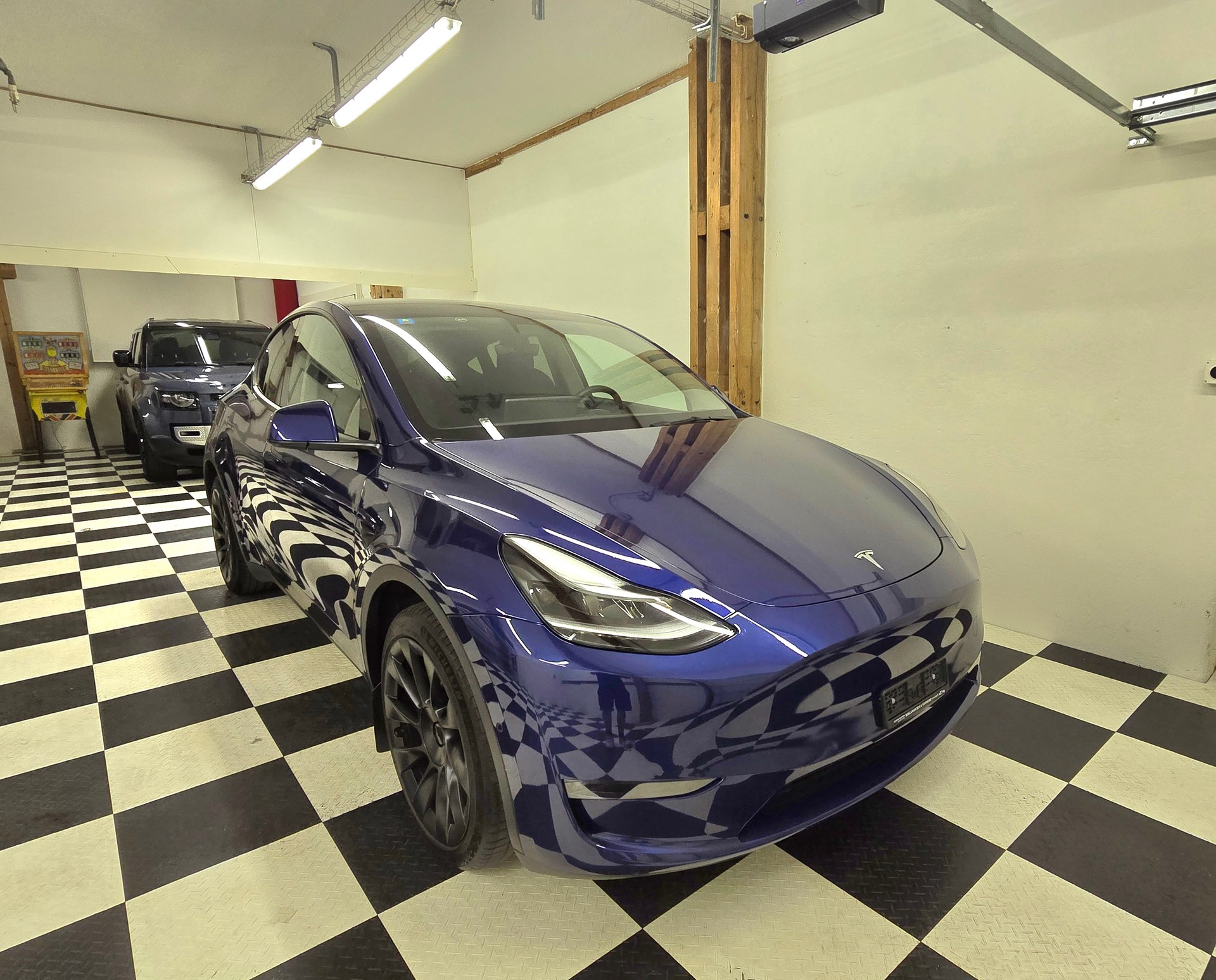 TESLA Model Y Long Range