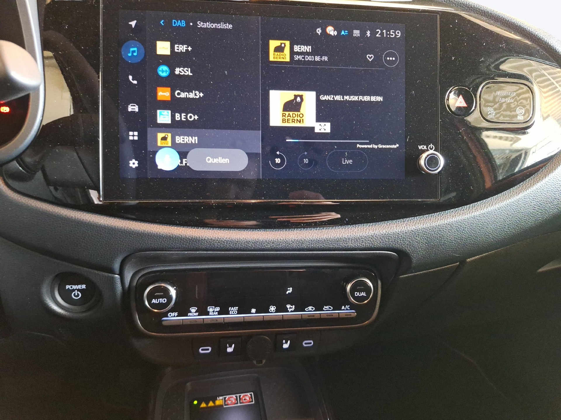 TOYOTA Aygo X 1.5 VVT-i HSD Style-image-13