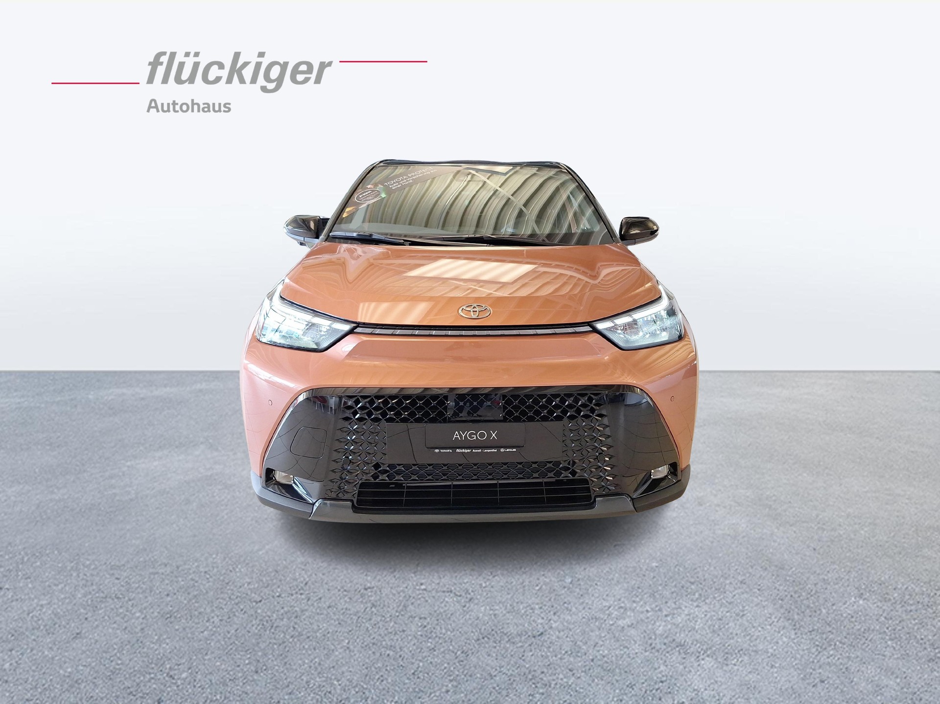 TOYOTA Aygo X 1.5 VVT-i HSD Style-image-1