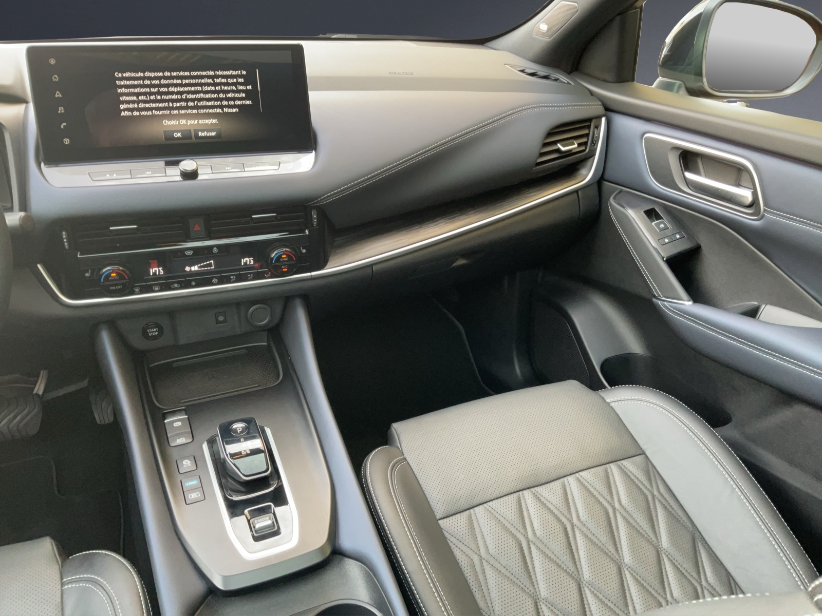 NISSAN Qashqai 1.5 VC-T Tekna+-image-10