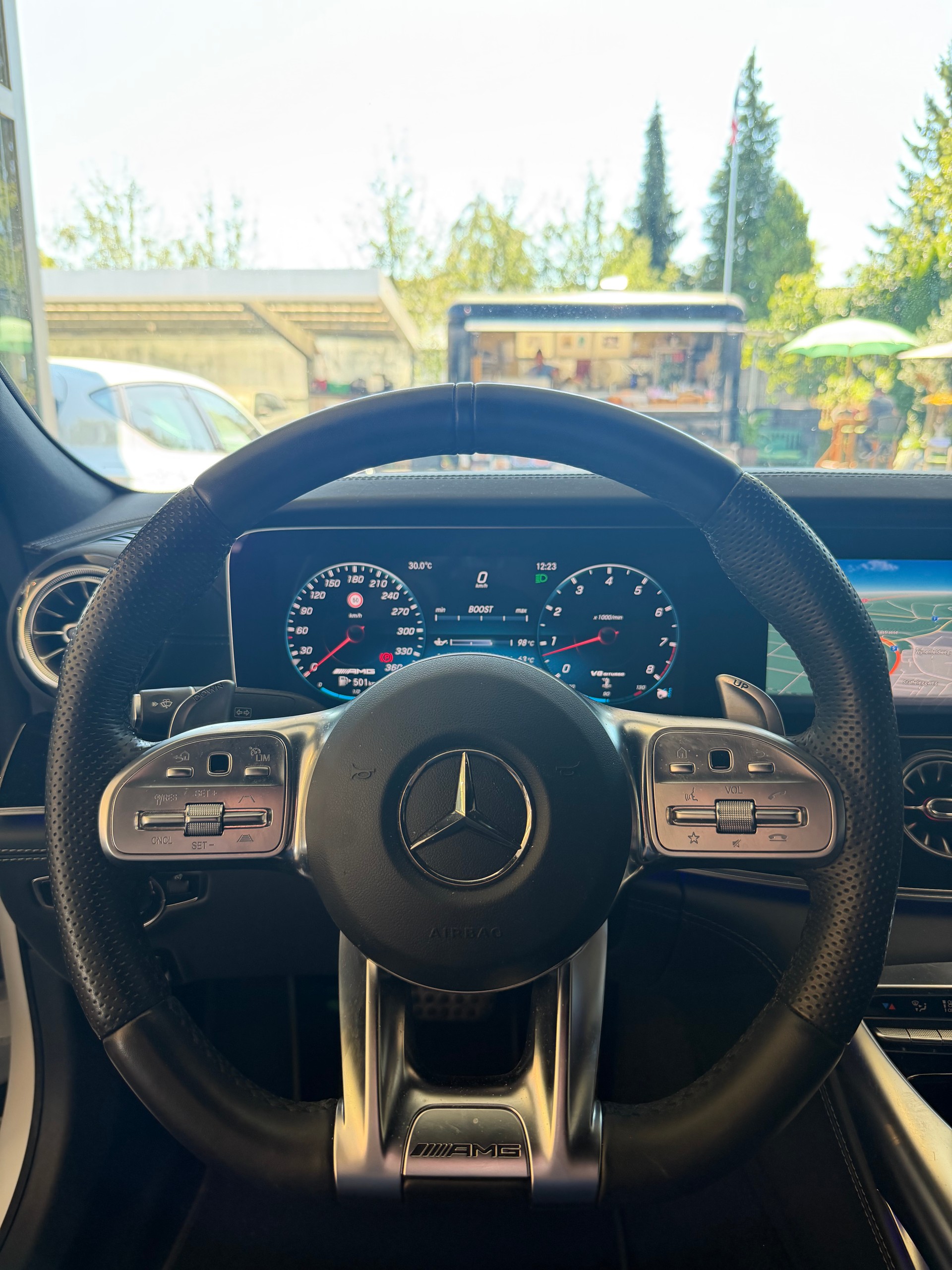 MERCEDES-BENZ AMG GT 63 S 4matic+-image-8