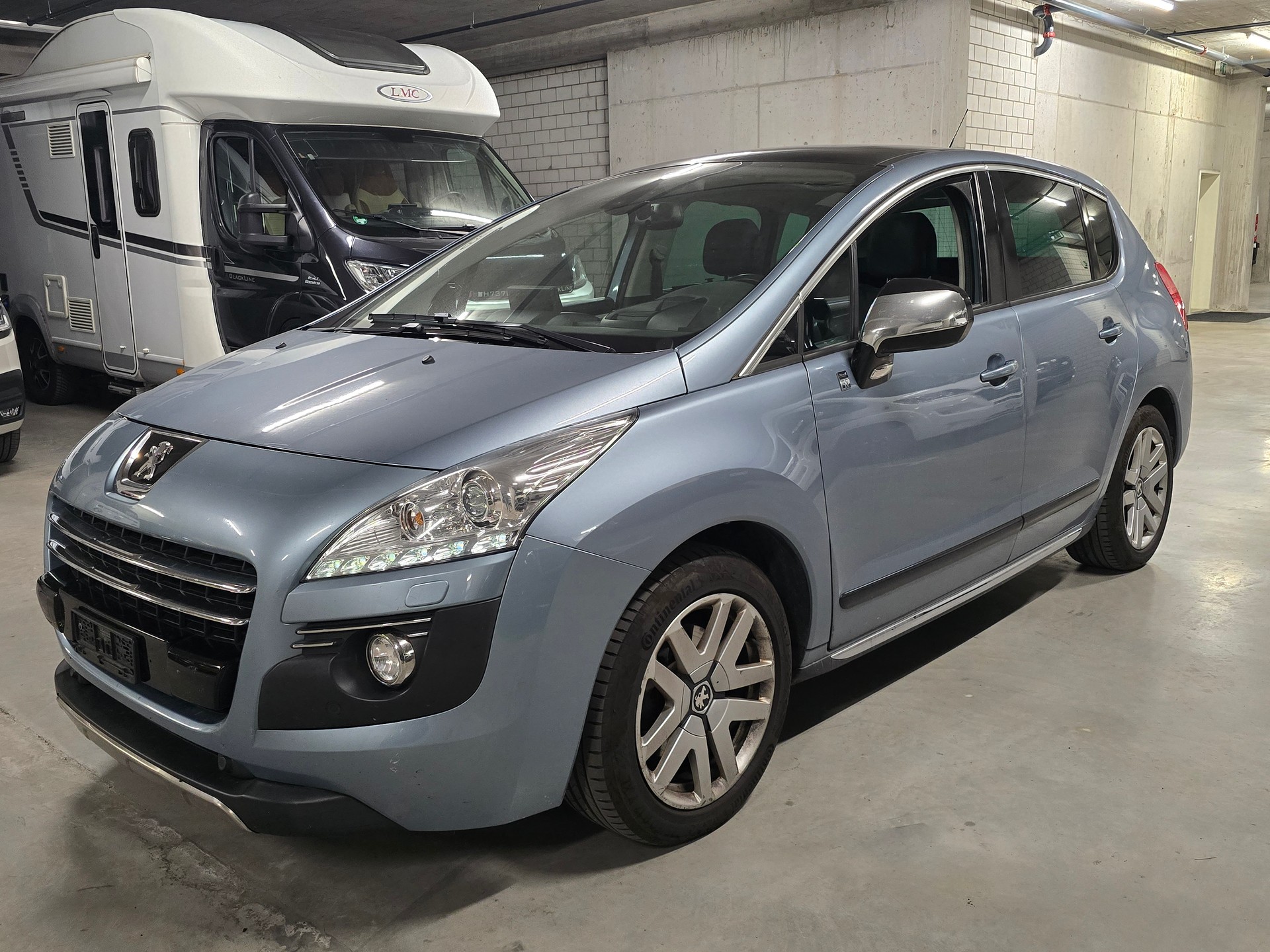 PEUGEOT 3008 HYbrid4 2.0 HDI EGS6-image-0