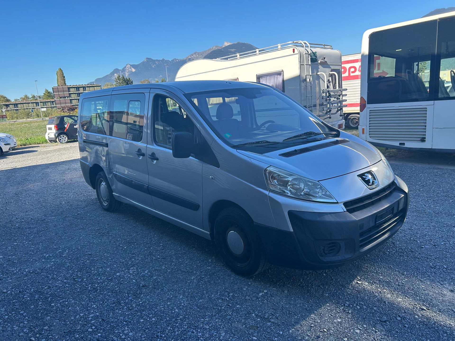 PEUGEOT EXPERT-image-4