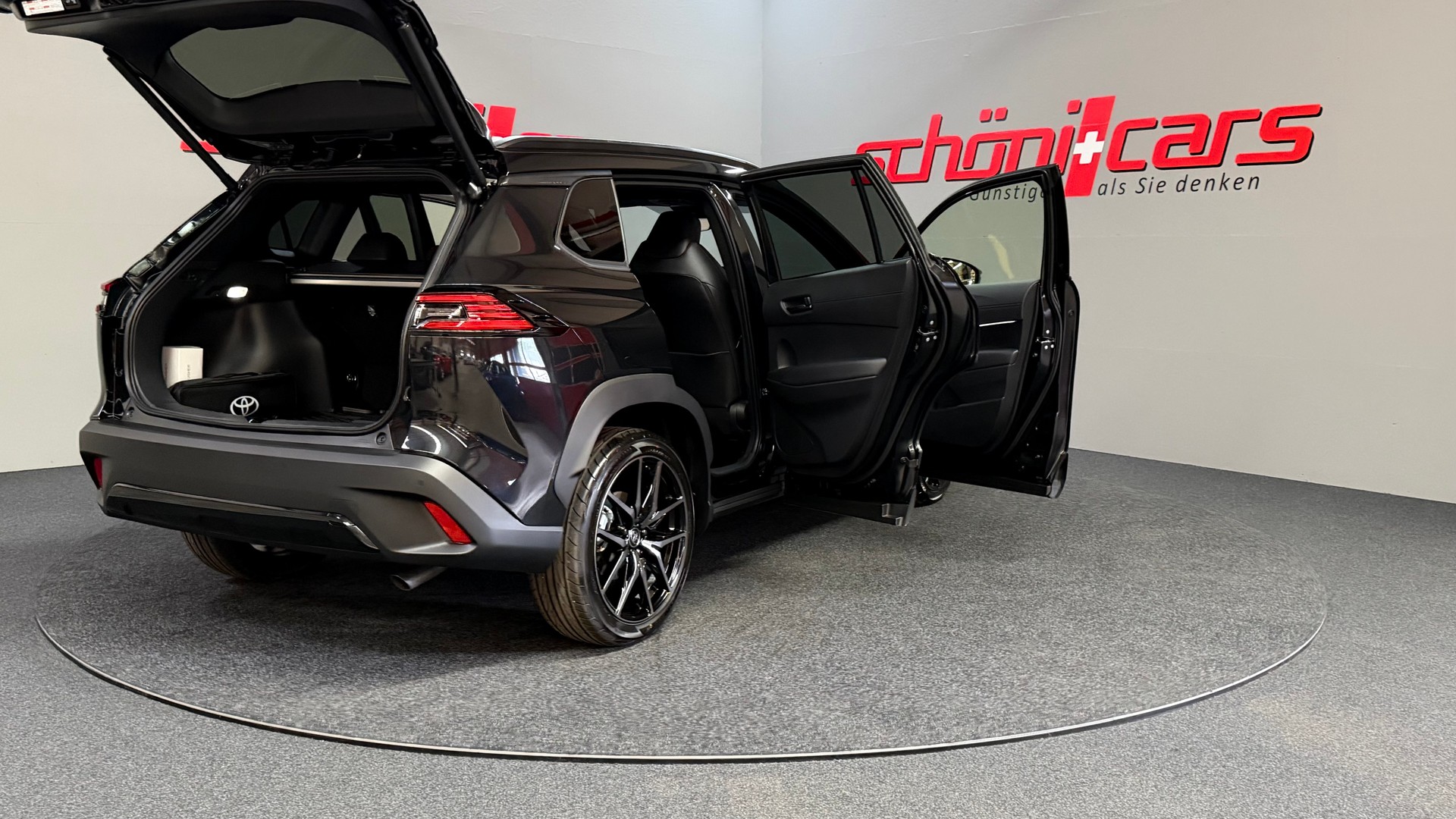 TOYOTA Corolla Cross 2.0 GR Sport e-CVT AWD Panorama-image-6