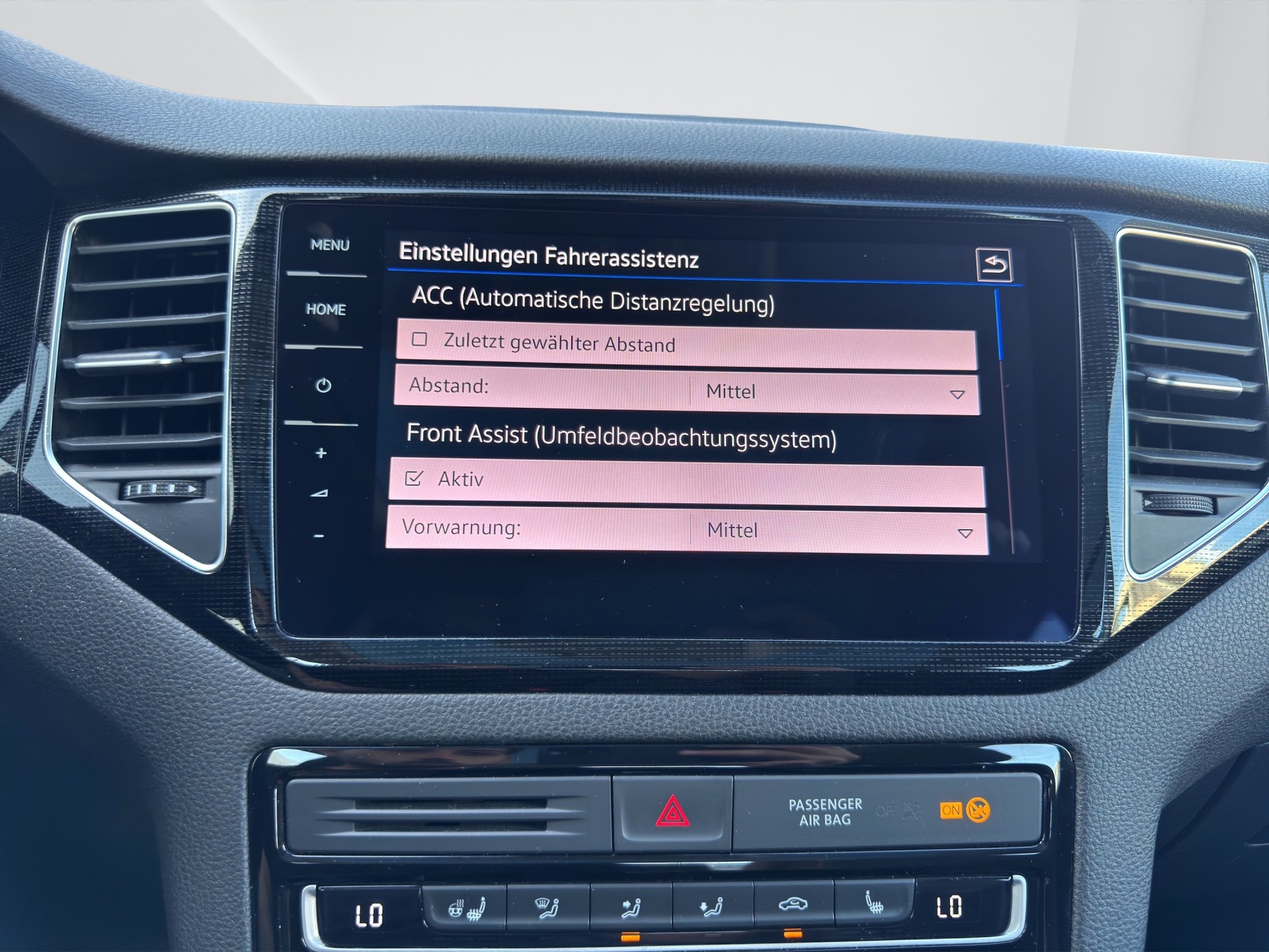 VW Golf Sportsvan 1.5 TSI EVO Highline DSG-image-16