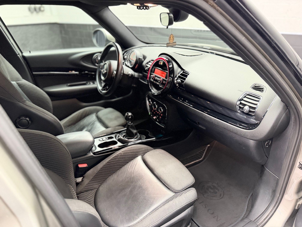 MINI Clubman Cooper S | Keyless | PDC | CH-Auto | Ambiente | DAB-Radio-image-25