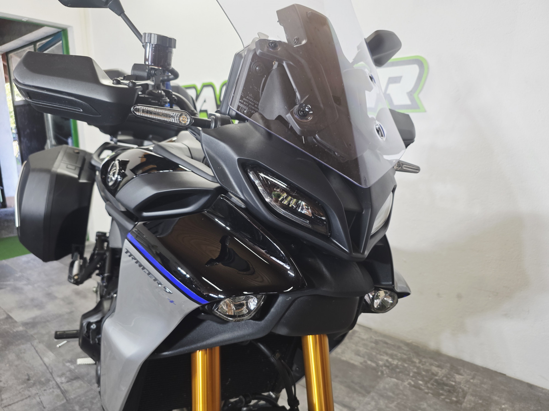YAMAHA Tracer 9 GT+-showroom-element-3