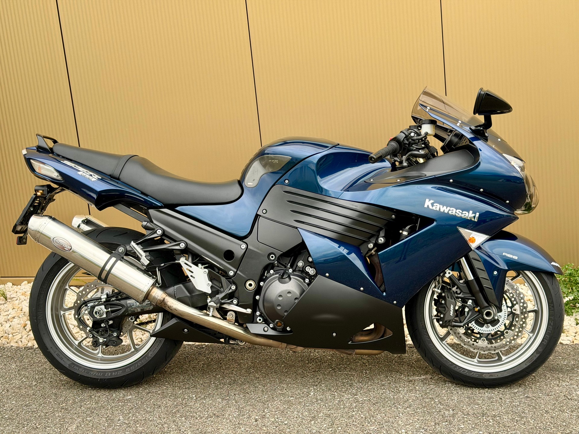 KAWASAKI ZZ-R 1400 ABS-showroom-element-3