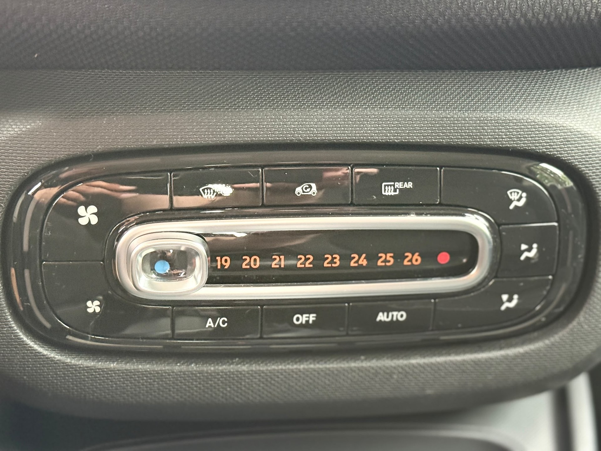SMART Fortwo Coupé 1.0 71 Passion twinamic-image-14