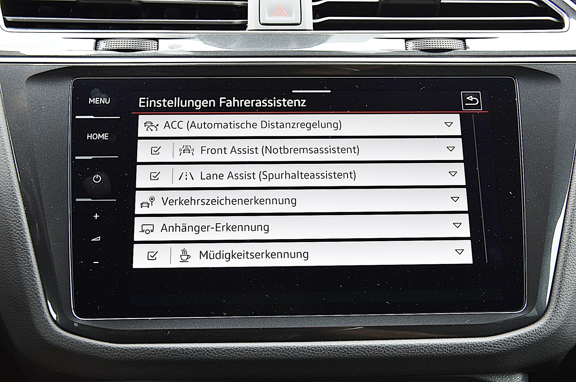 VW Tiguan 2.0 TSI R-Line 4Motion DSG-image-11
