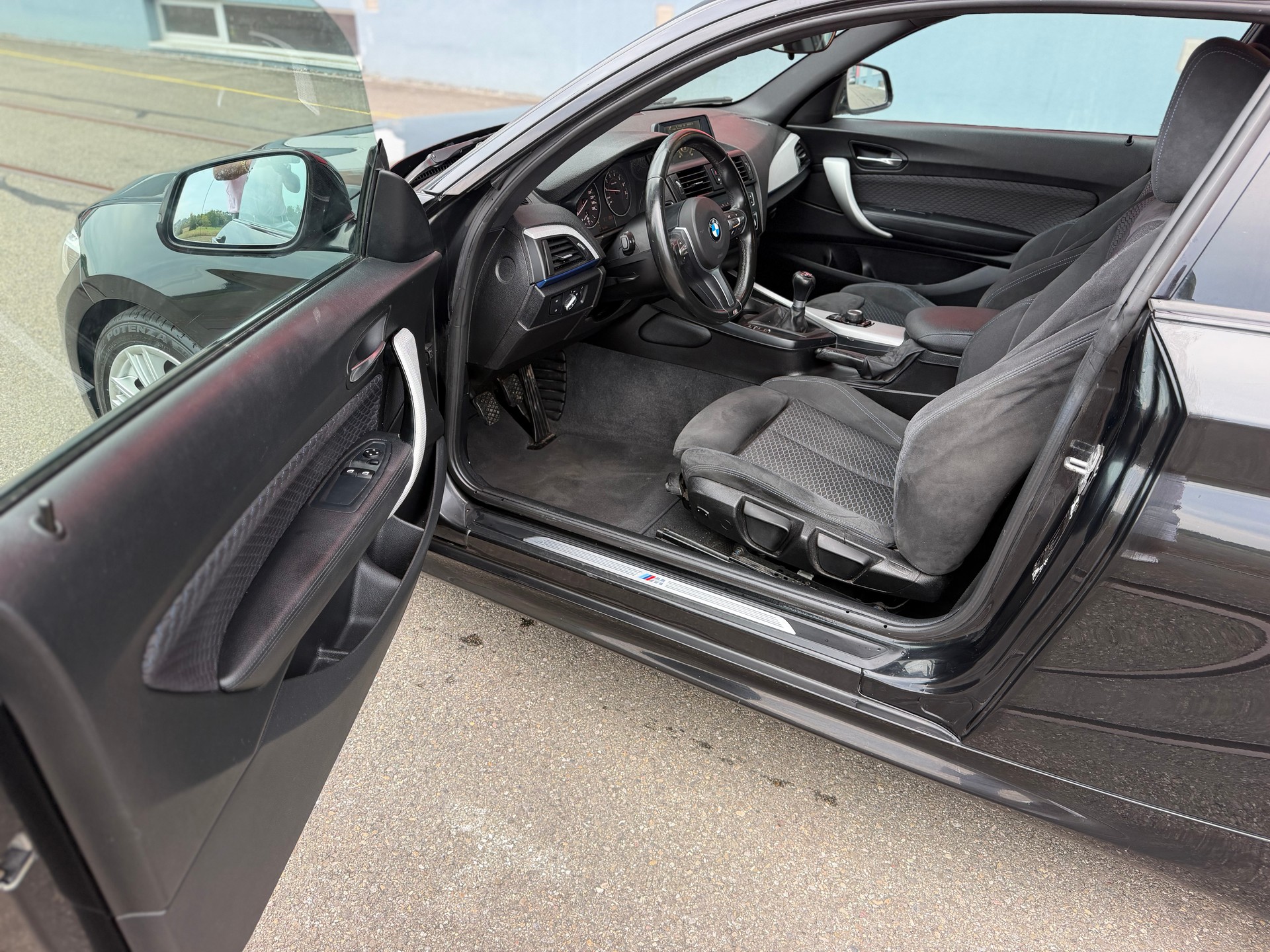 BMW 116i Sport Line-image-12
