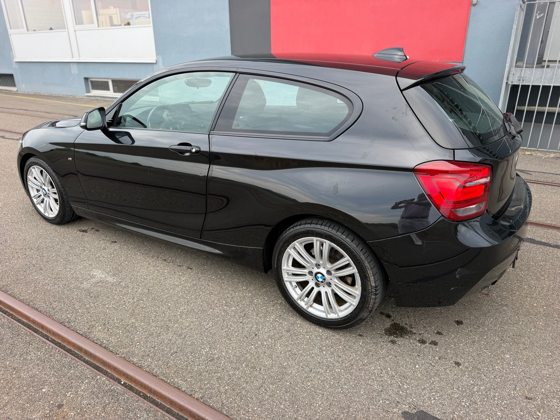 BMW 116i Sport Line-image-6
