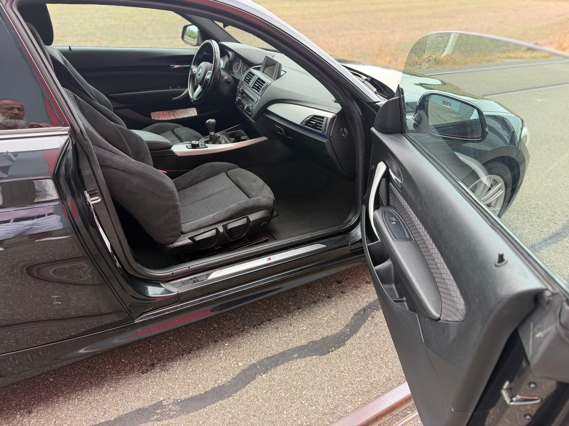 BMW 116i Sport Line-image-8