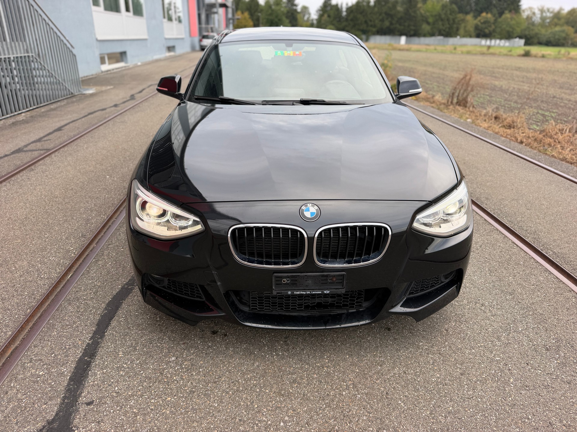 BMW 116i Sport Line-image-1